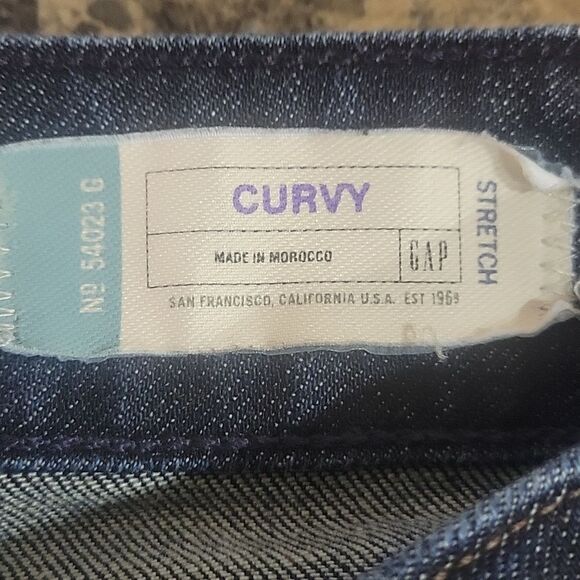 Gap Curvy low-rise jeans. Size 4 - Picture 3 of 4